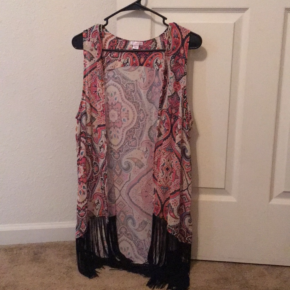 Cute, lightweight, cardigan